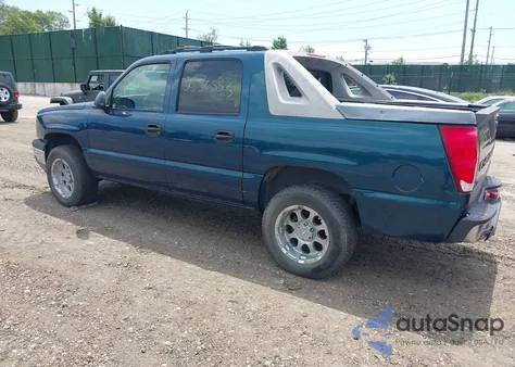2005 Chevrolet Avalanche 1500 Z66 из США, поврежденный, VIN 3GNEC12Z65G150106